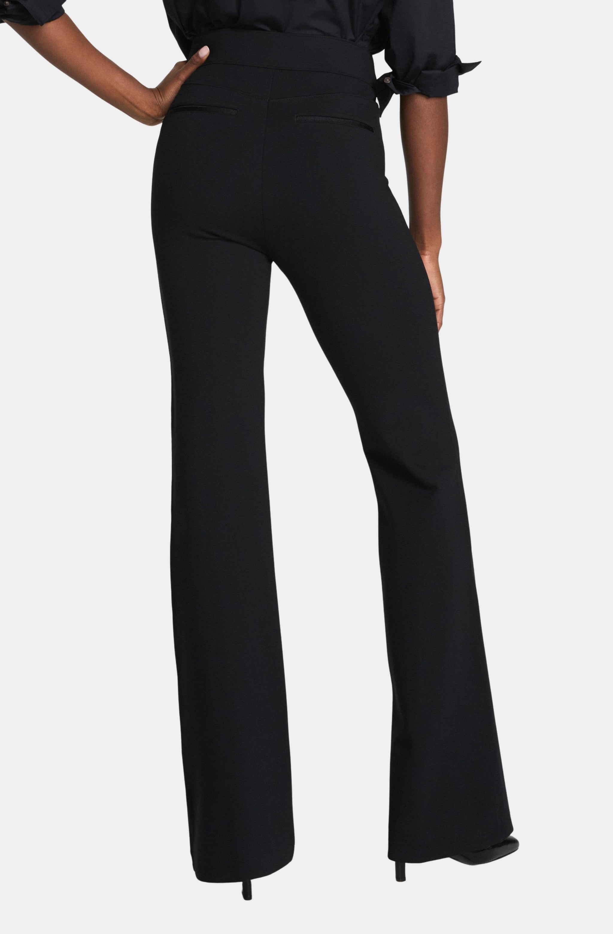 Spanxsupersmooth Perfectfit Ponte Flare Pant