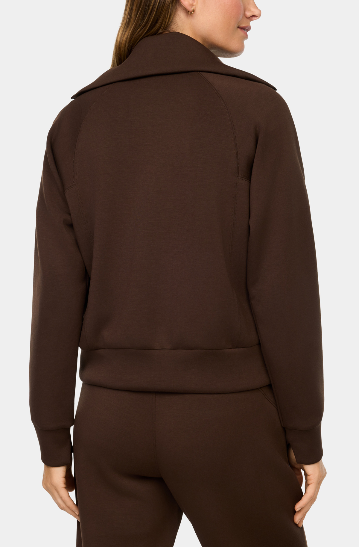 AirEssentials Half Zip in Umber Root – back