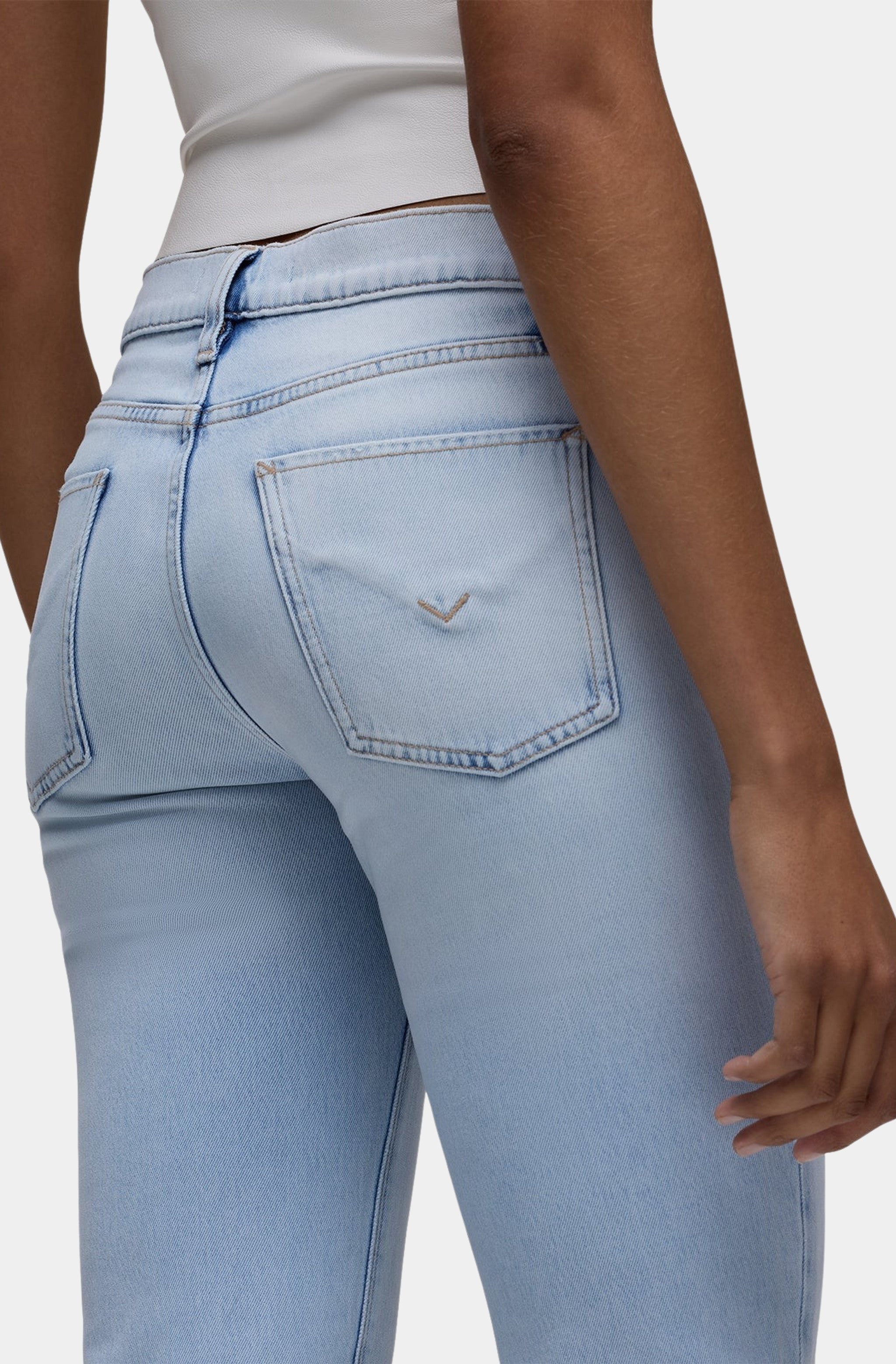 Nico Mid-Rise Straight Ankle