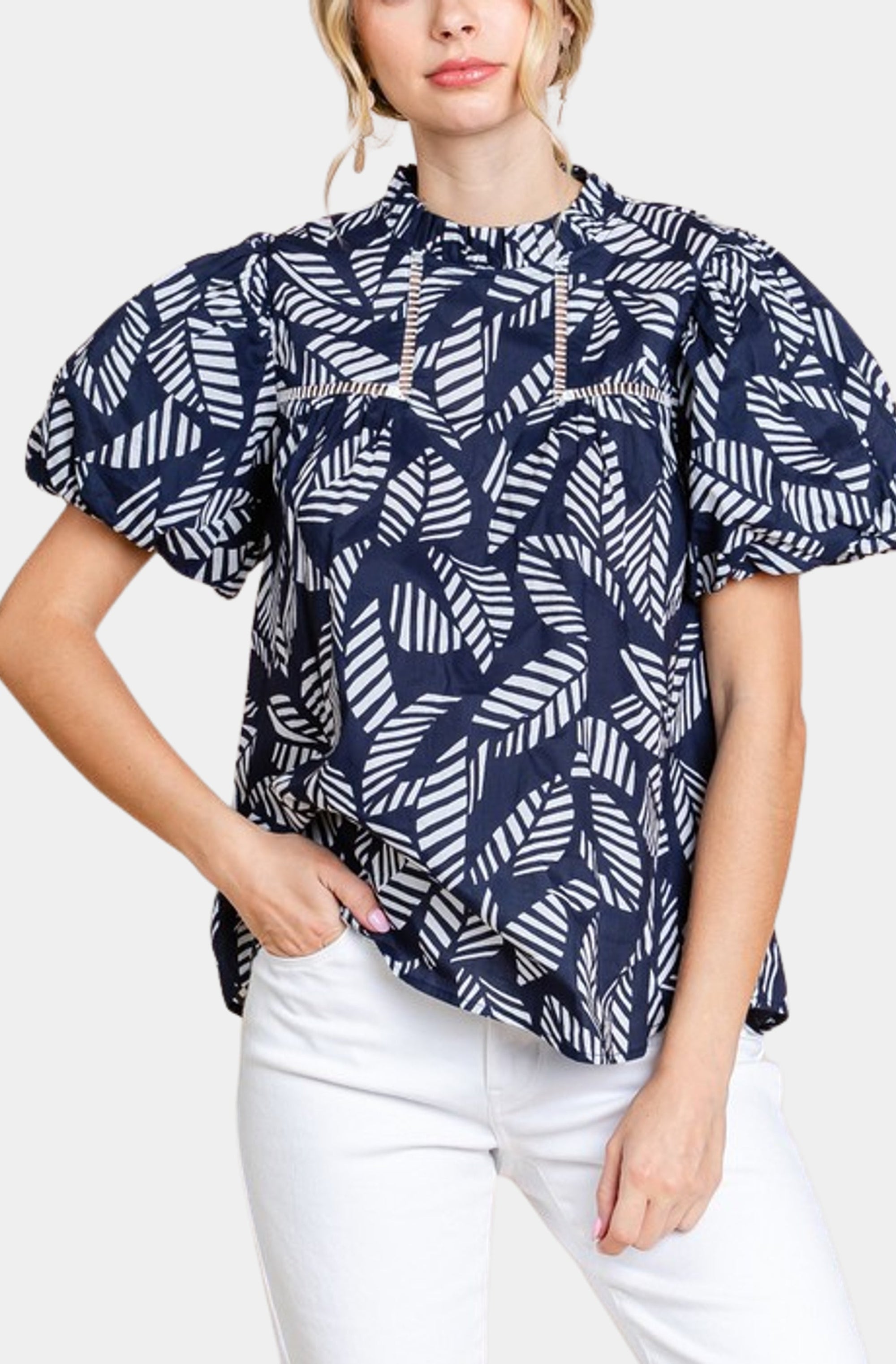 Leaves Print Puffed Sleeves Top