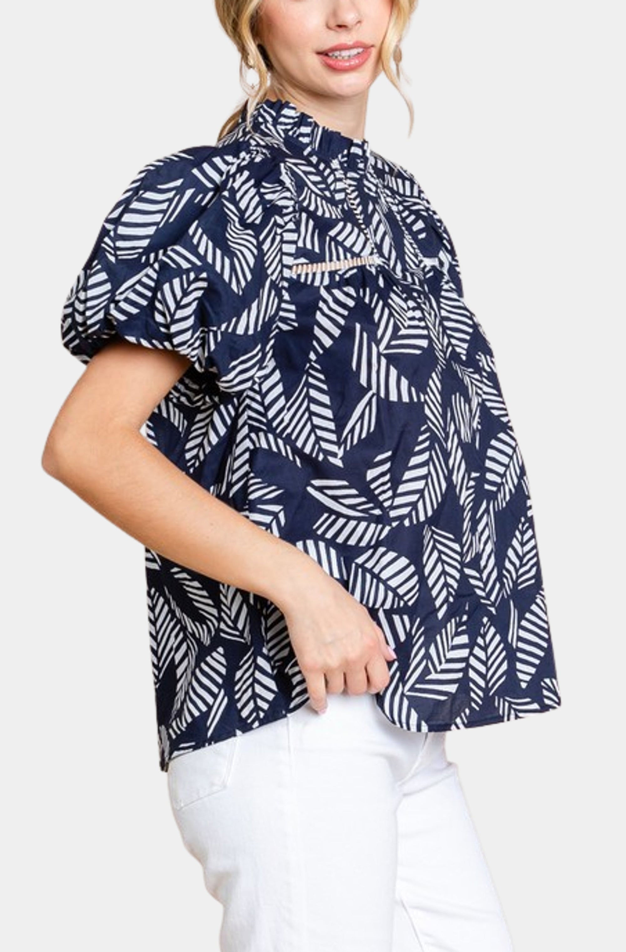 Leaves Print Puffed Sleeves Top